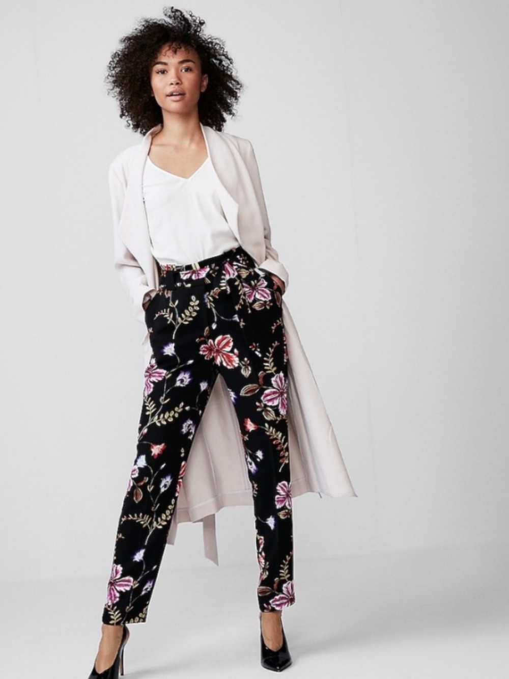 NEW! Express 2R High Rise Floral Ankle Pants NWOT Black Paperbag Waist